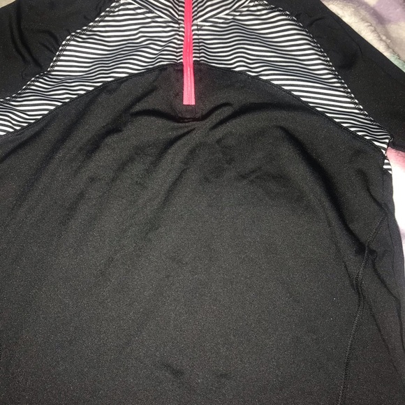 5/25 Girls 1/4 Zip Pullover NWOT - Picture 3 of 4